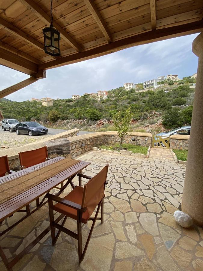 Two-Storey Mansion At The Sea Arkadiko Chorio Exterior foto